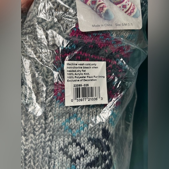 NWT Set of 3 Muk Luks Women’s Slipper Socks Size S-M - Picture 5 of 8